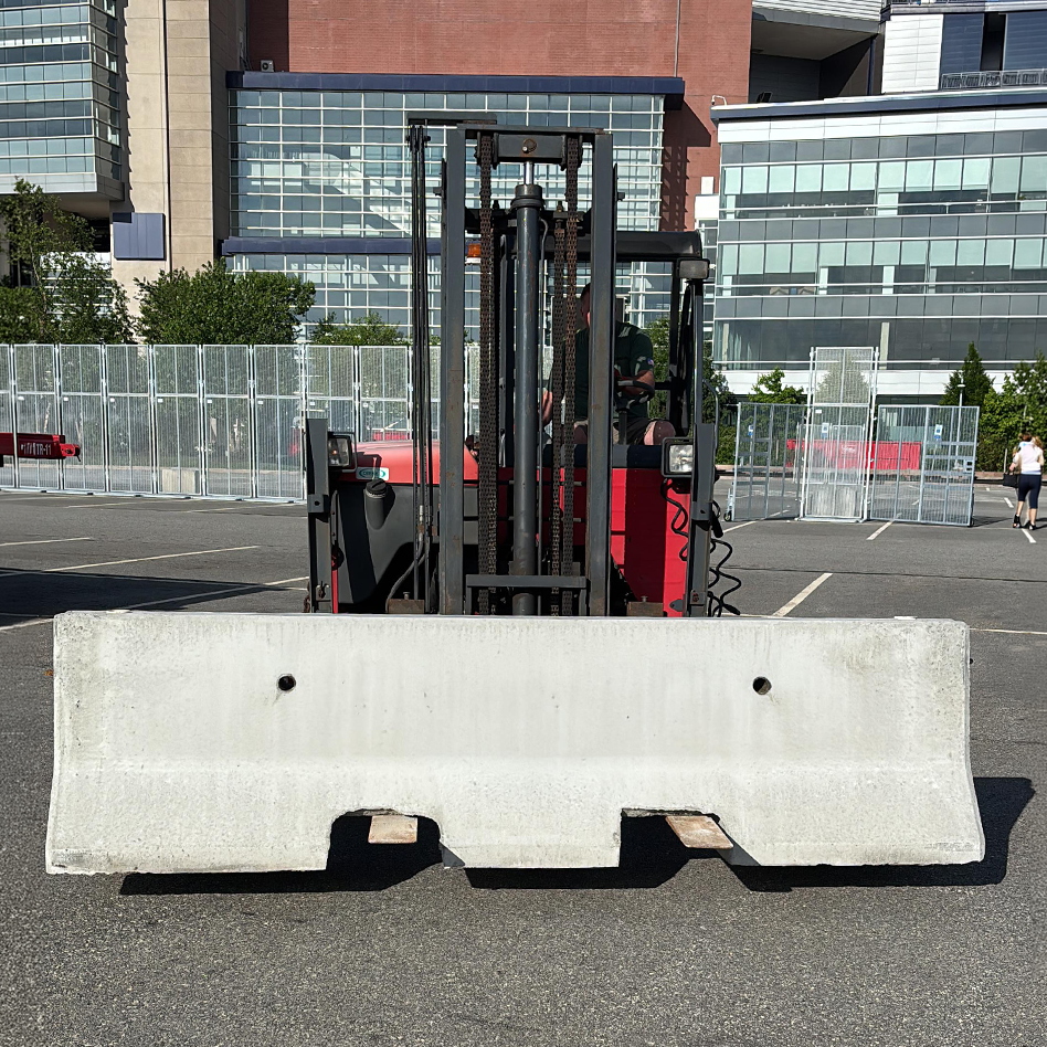 Jersey Barriers - Image 4